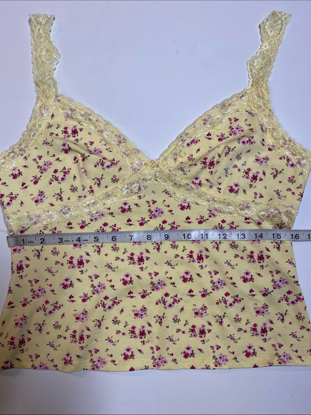 Madden Girl Juniors XLarge Lace Trim Yellow Floral Cami Tank Top New D27e - Picture 11 of 12